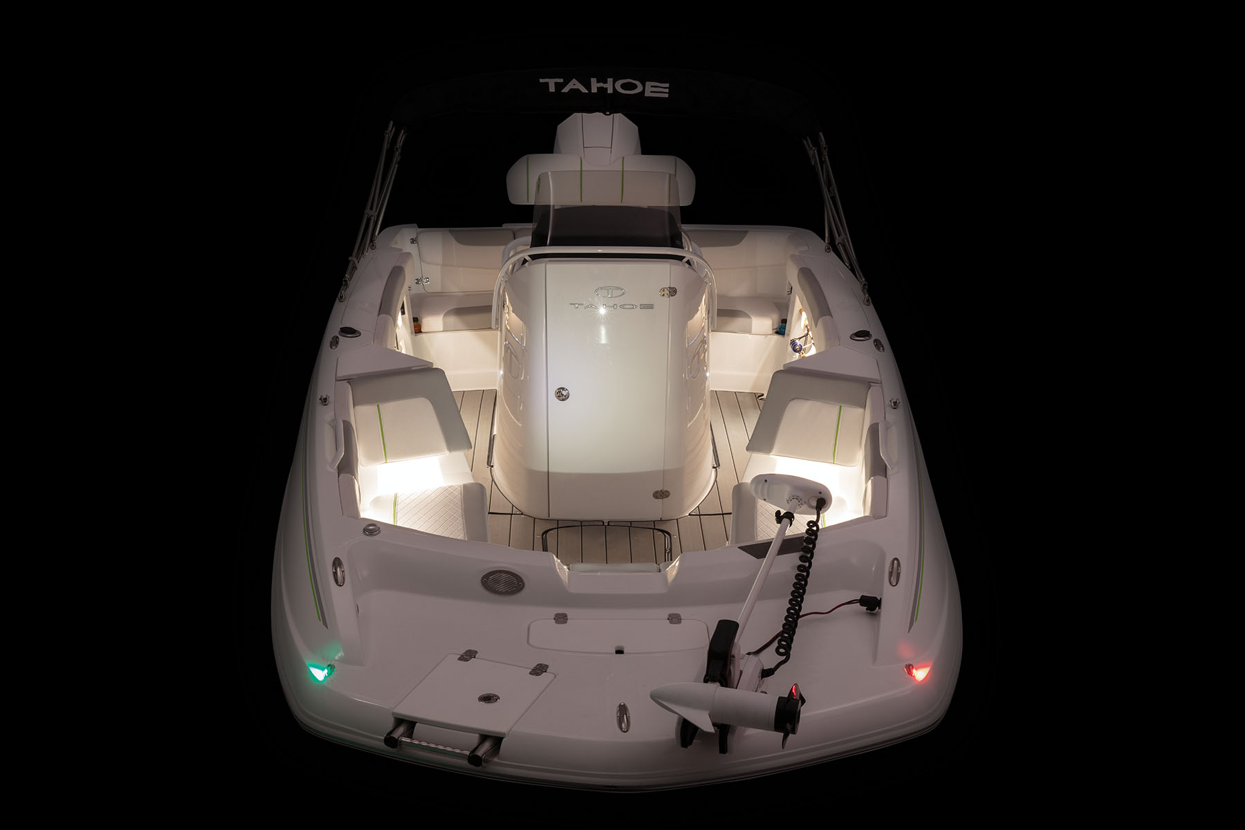 2019 2150 CC TAHOE Center Console Deck Boat