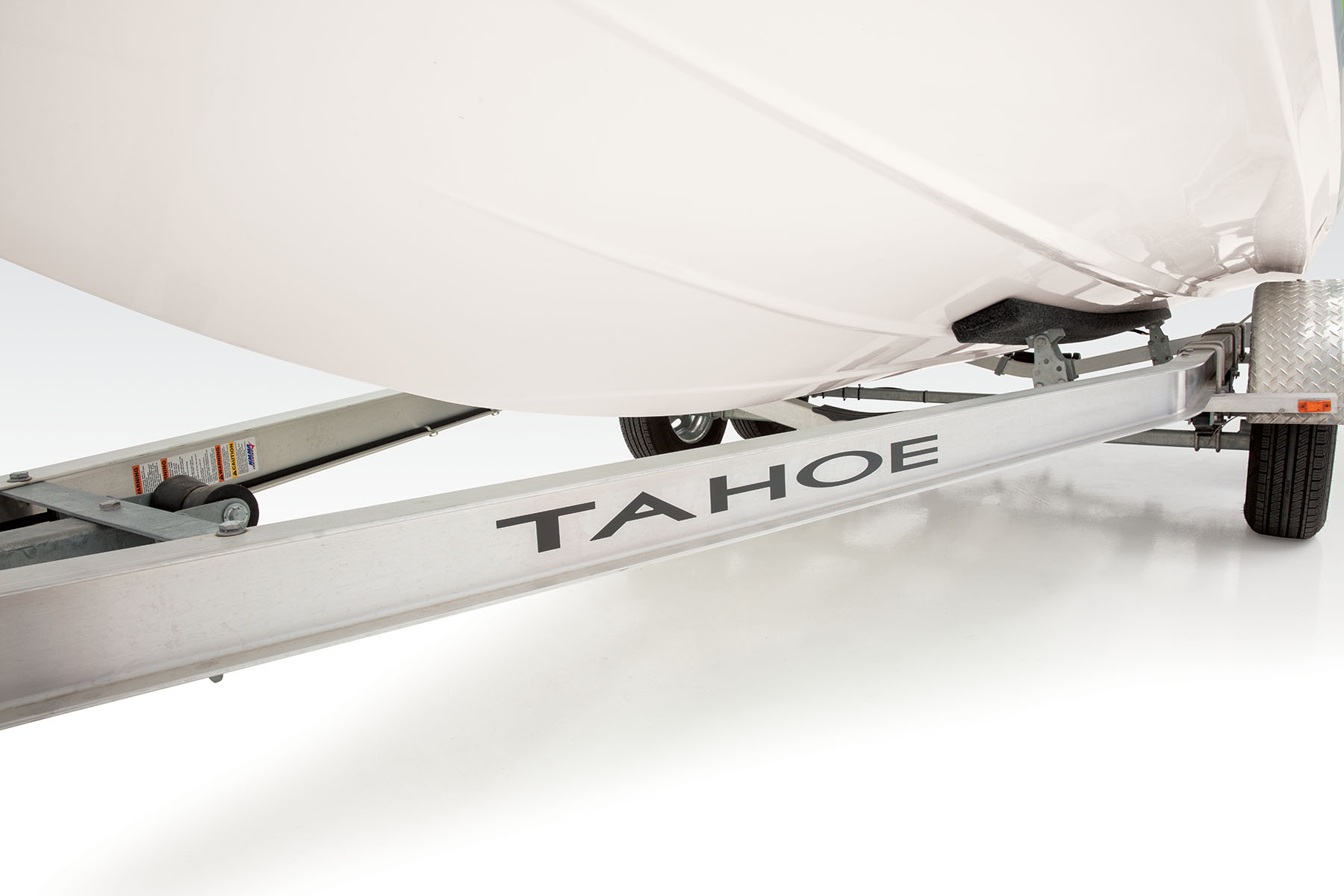 2150 CC TAHOE CenterConsole Deck Boat