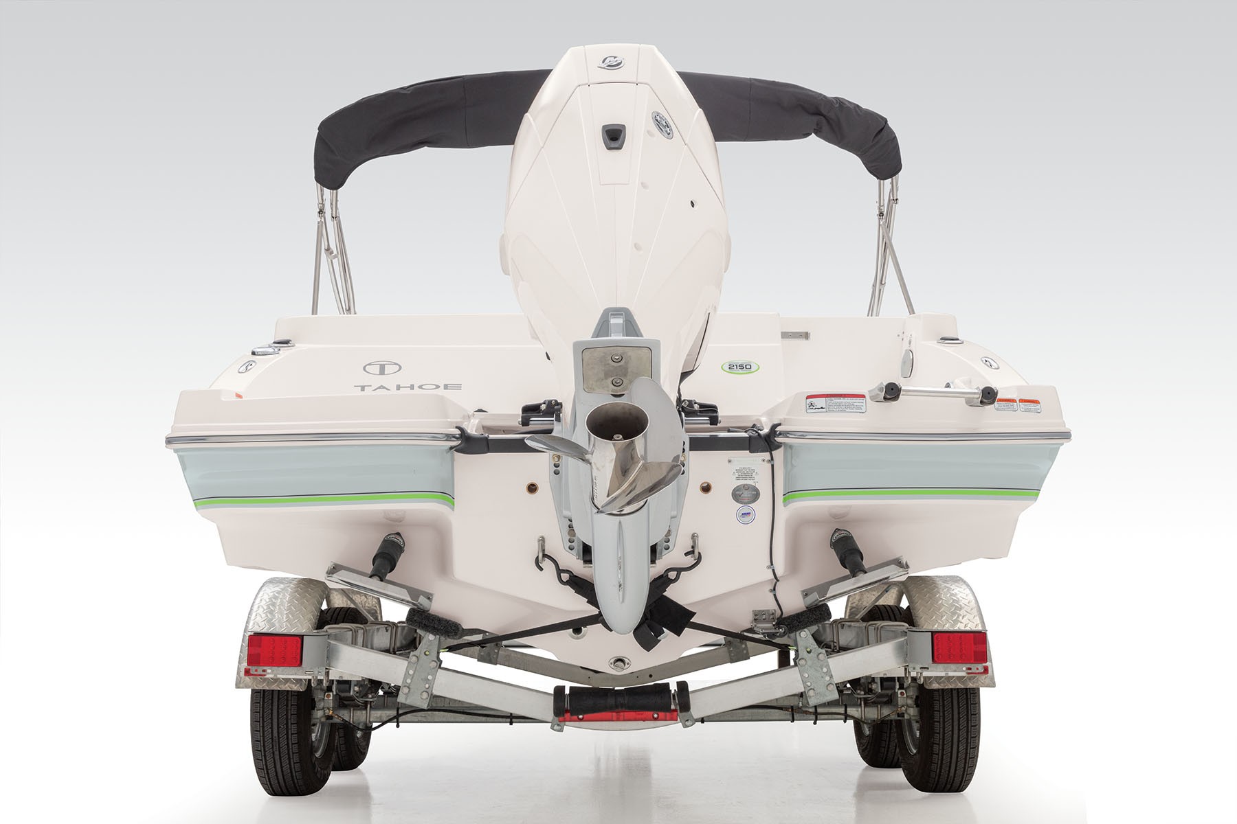 2150 CC TAHOE CenterConsole Deck Boat